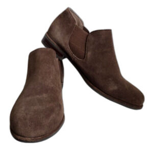 Adam Tucker Me Too York 14 Suede Slip On Leather Booties | 6 | Brown Low Heel